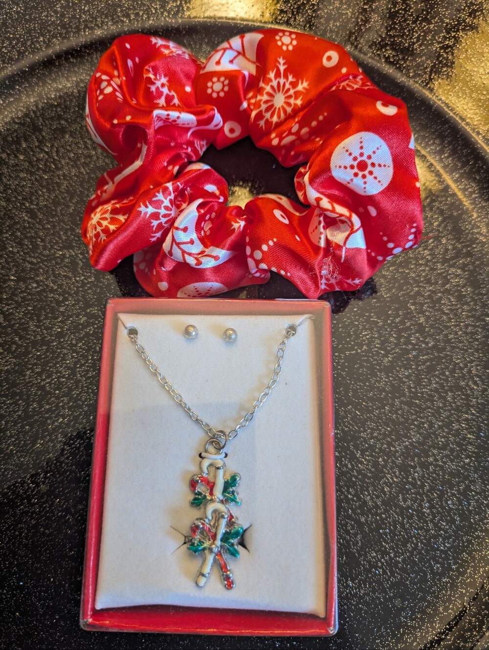 11. NWT Candy Cane Ring,Earrings&Necklace (3for$25/Free With $50 Purchase)